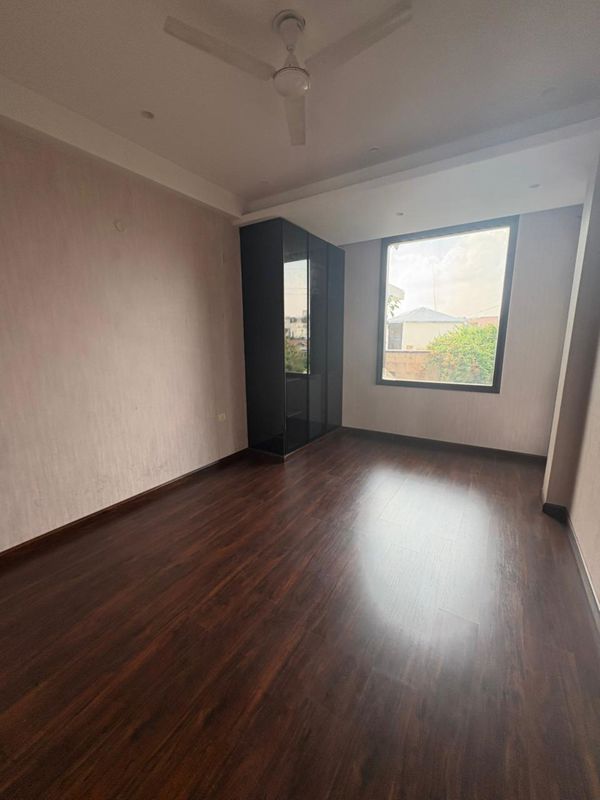 4 BHK for rent in Sector 21, Gurugram — semi-furnished — 2500 sq.ft