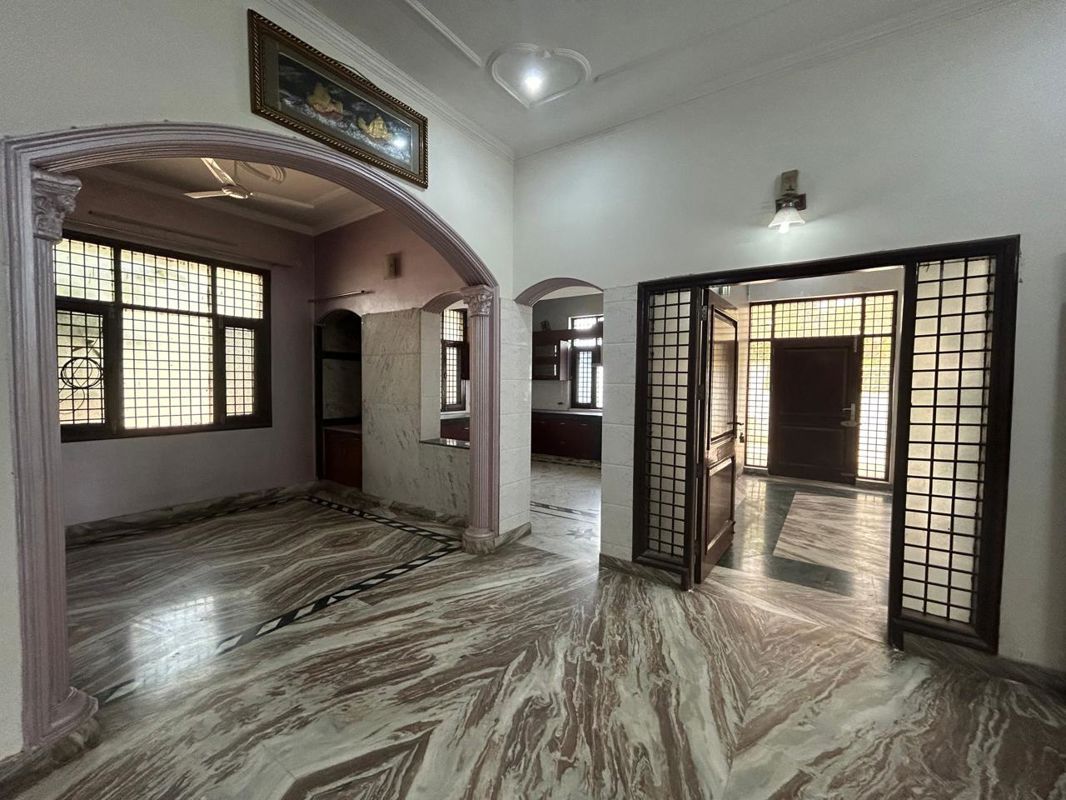 4 BHK for rent in Sector 22, Gurugram — semi-furnished — 2100 sq.ft — Alphacorp Gurgaon One 22