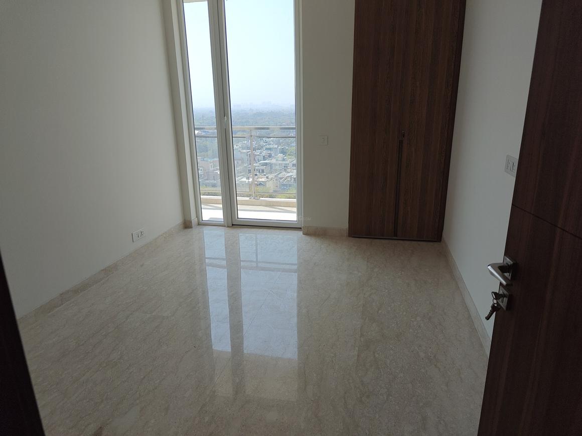4 BHK for rent in Sector 22, Gurugram — semi-furnished — 1860 sq.ft — Ambience Creacions