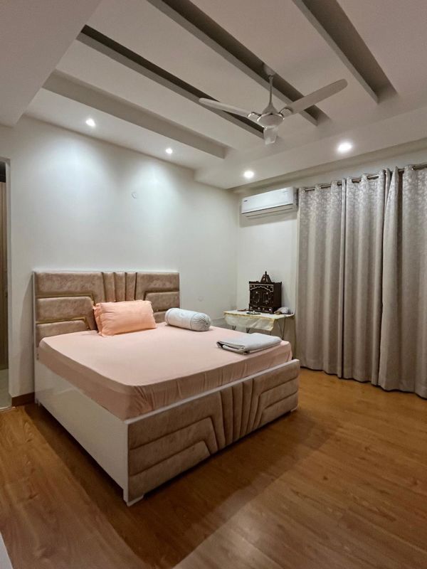 4 BHK for rent in Sector 22, Gurugram — furnished — 2500 sq.ft