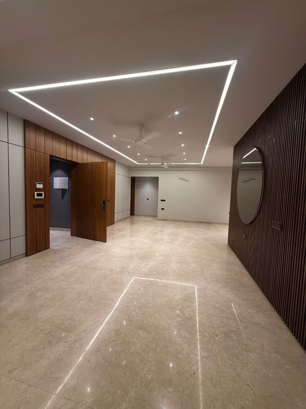 4 BHK for rent in Sector 23, Gurugram — semi-furnished — 3200 sq.ft