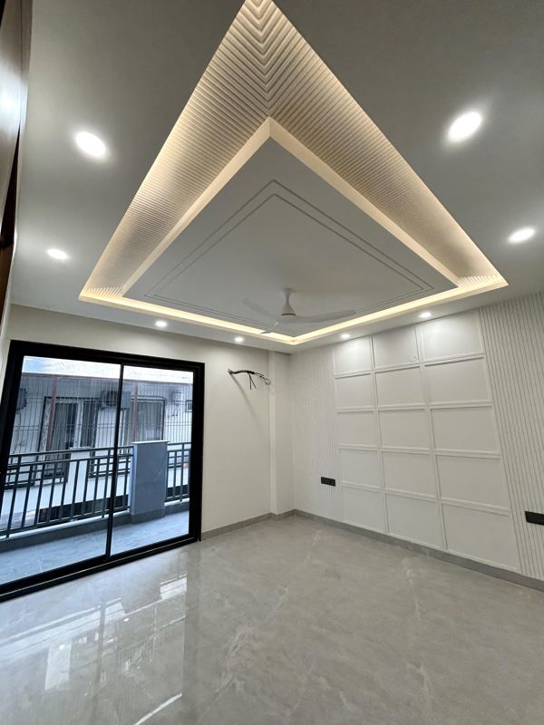 4 BHK for rent in Sector 23, Gurugram — semi-furnished — 2200 sq.ft