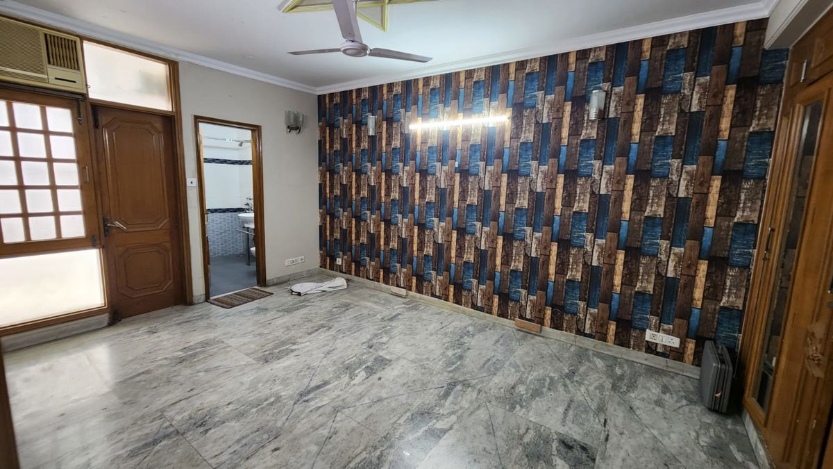 4 BHK for rent in Sector 23, Gurugram — furnished — 350 sq.ft