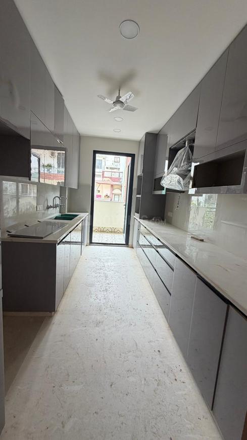 4 BHK for rent in Sector 23, Gurugram — semi-furnished — 1900 sq.ft