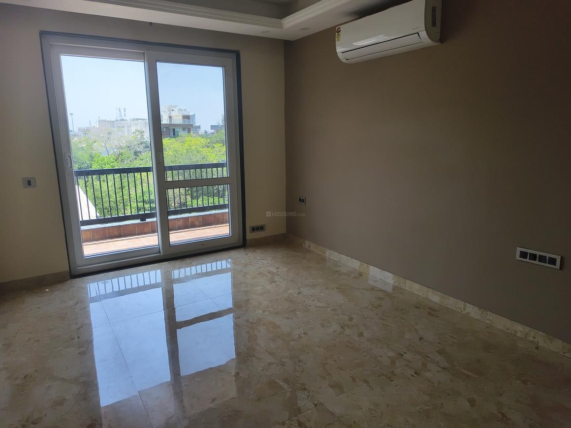 4 BHK for rent in Sector 23A, Gurugram — semi-furnished — 1450 sq.ft