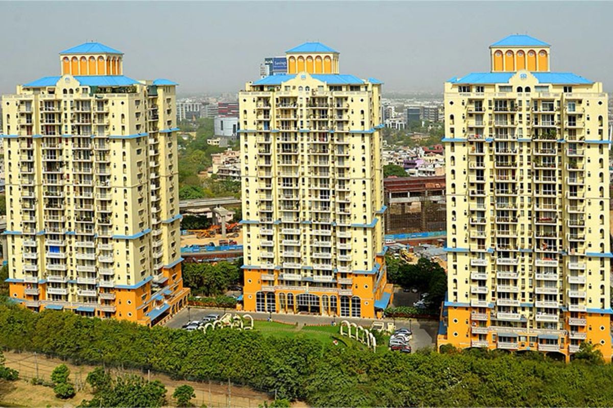 4 BHK for rent in Sector 24, Gurugram — semi-furnished — 2250 sq.ft — DLF Belvedere Towers