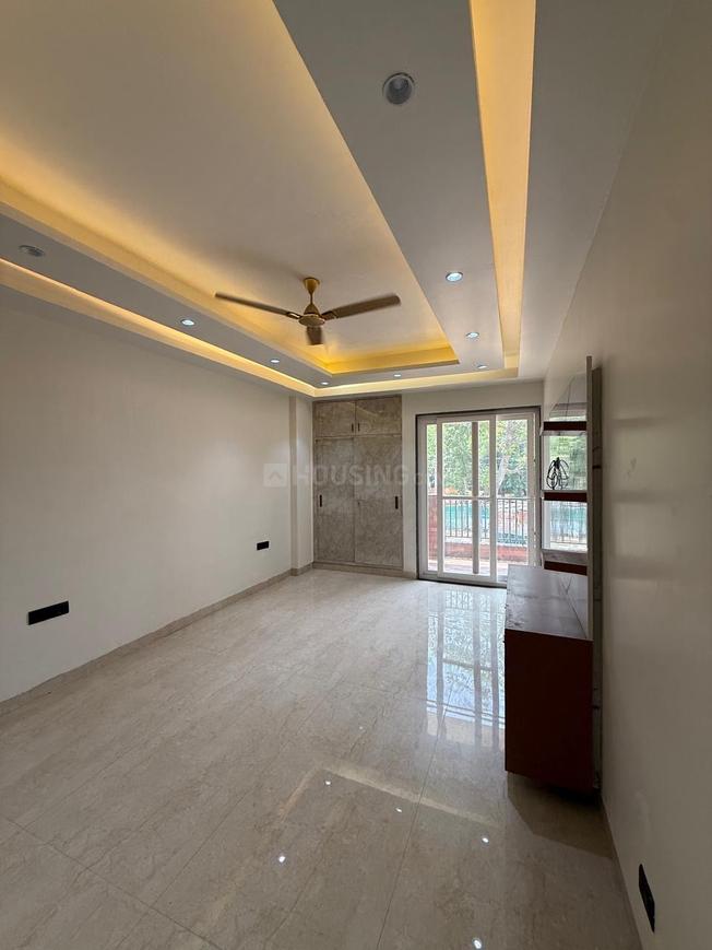4 BHK for rent in Sector 27, Gurugram — semi-furnished — 3078 sq.ft