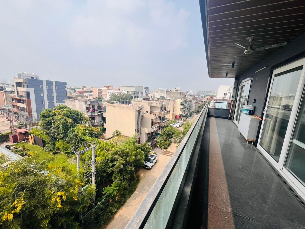 4 BHK for rent in Sector 31, Gurugram — furnished — 3340 sq.ft