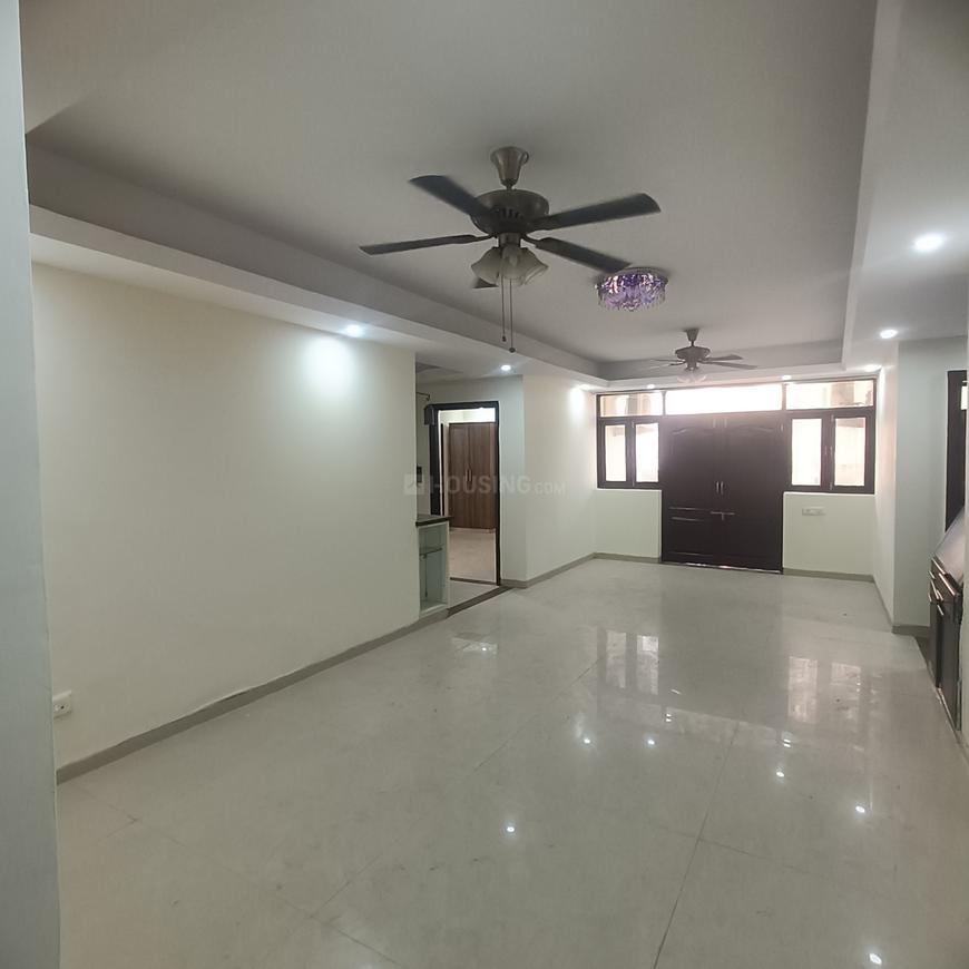 4 BHK for rent in Sector 39, Gurugram — semi-furnished — 3200 sq.ft — K W Royal Court