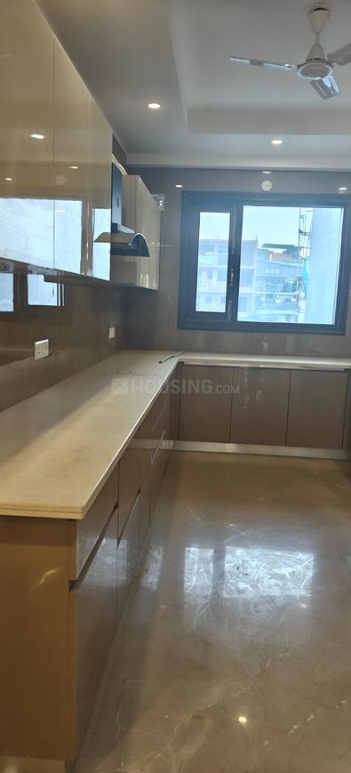 4 BHK for rent in Sector 41, Gurugram — semi-furnished — 2700 sq.ft — South City Floors 1