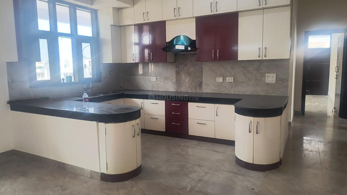 4 BHK for rent in Sector 47, Gurugram — semi-furnished — 2450 sq.ft — CGHS Group The Atlantis