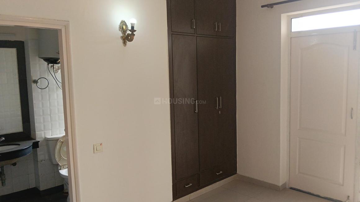 4 BHK for rent in Sector 48, Gurugram — semi-furnished — 2100 sq.ft — Bestech Park View City 1