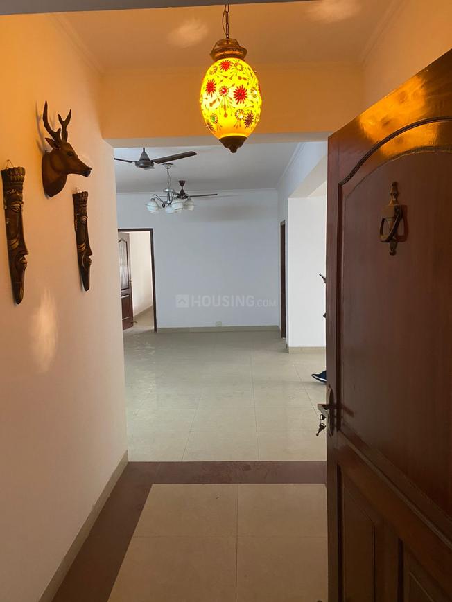 4 BHK for rent in Sector 48, Gurugram — semi-furnished — 1859 sq.ft — Vipul Greens
