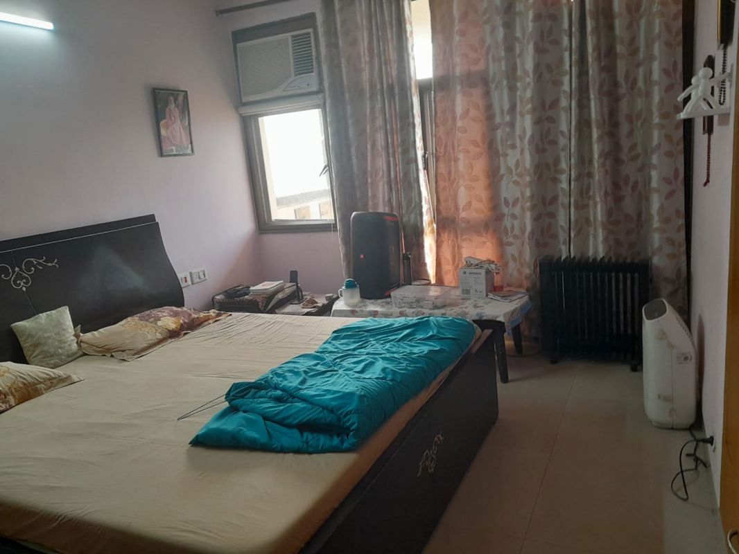4 BHK for rent in Sector 49, Gurugram — semi-furnished — 2016 sq.ft — Army Sispal Vihar