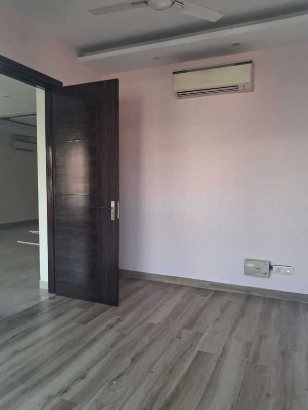 4 BHK for rent in Sector 49, Gurugram — semi-furnished — 2450 sq.ft — S S Southend
