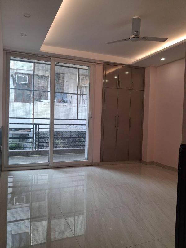 4 BHK for rent in Sector 49, Gurugram — semi-furnished — 1900 sq.ft — S S Southend