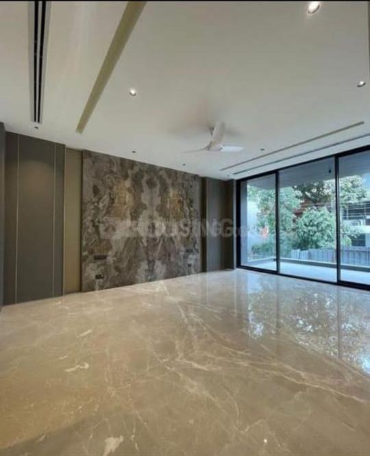 4 BHK for rent in Sector 5, Gurugram — semi-furnished — 3200 sq.ft