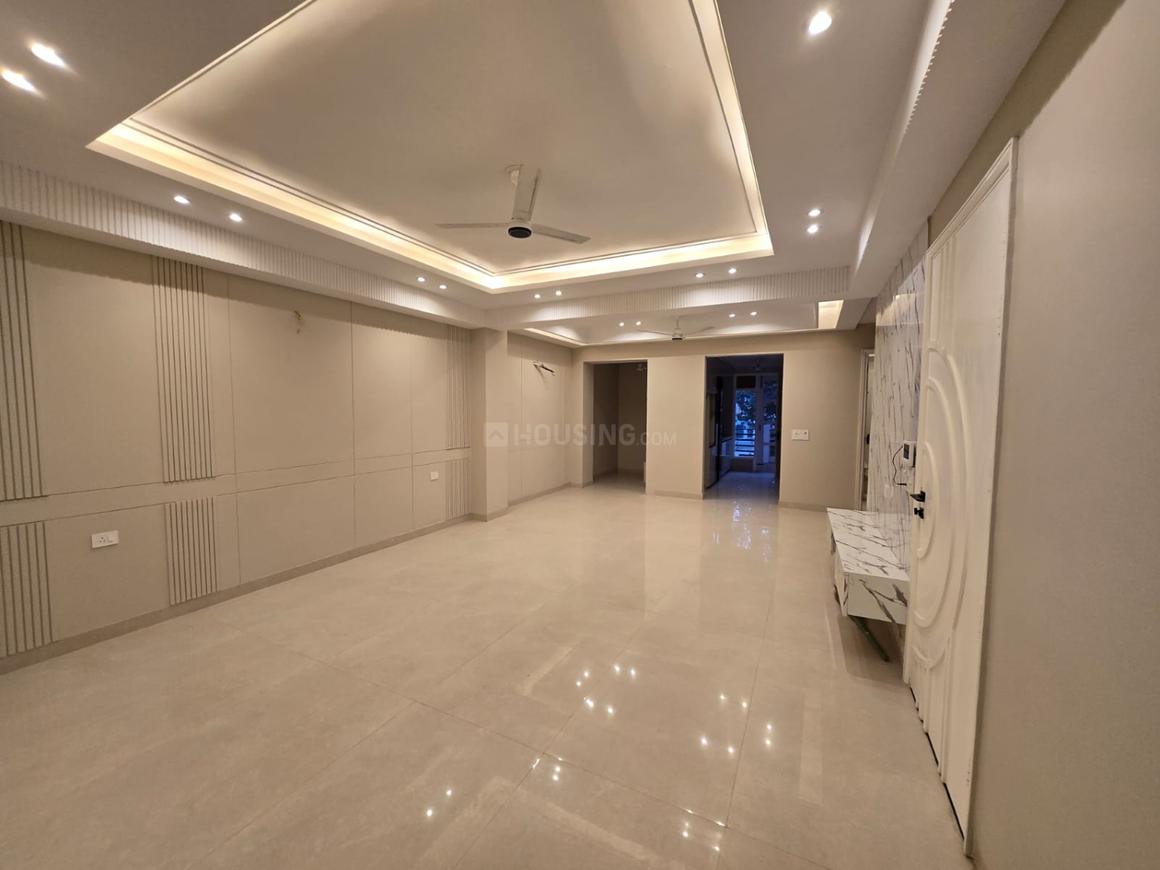 4 BHK for rent in Sector 5, Gurugram — semi-furnished — 2500 sq.ft