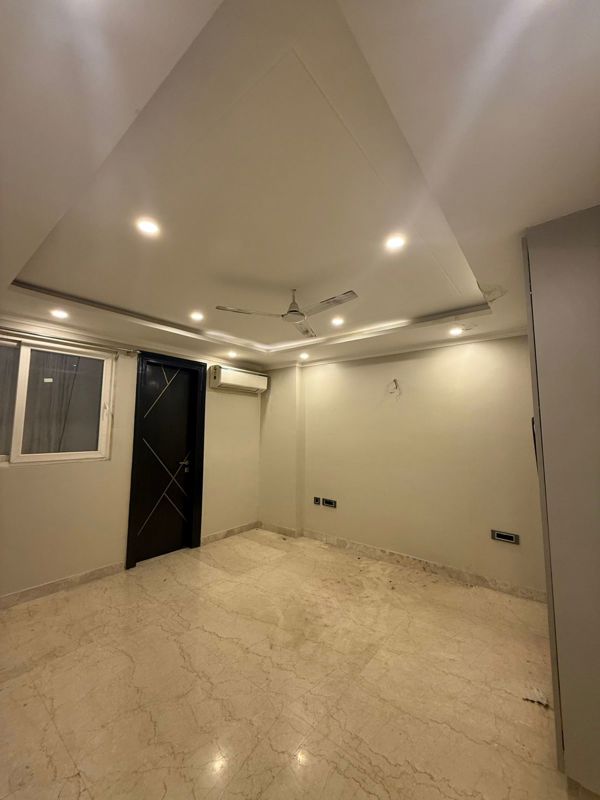 4 BHK for rent in Sector 50, Gurugram — semi-furnished — 1850 sq.ft — Unitech South City II