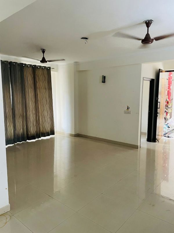 4 BHK for rent in Sector 51, Gurugram — semi-furnished — 2700 sq.ft — The Citizen Flat