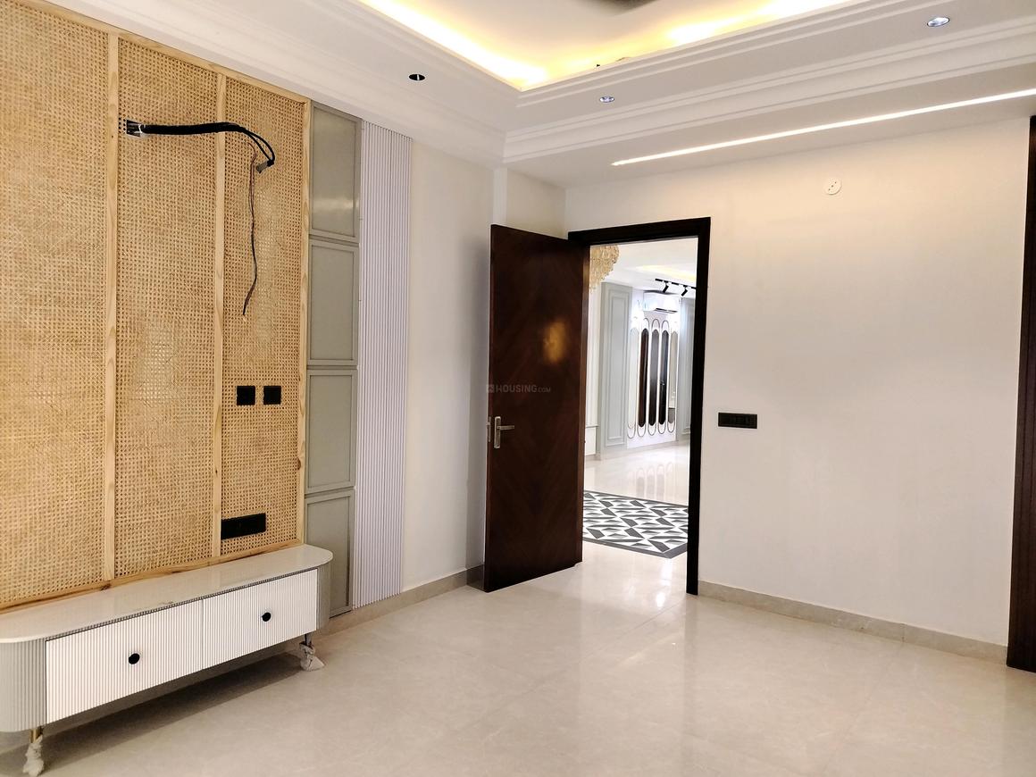 4 BHK for rent in Sector 51, Gurugram — semi-furnished — 2800 sq.ft — Citizen Apartment
