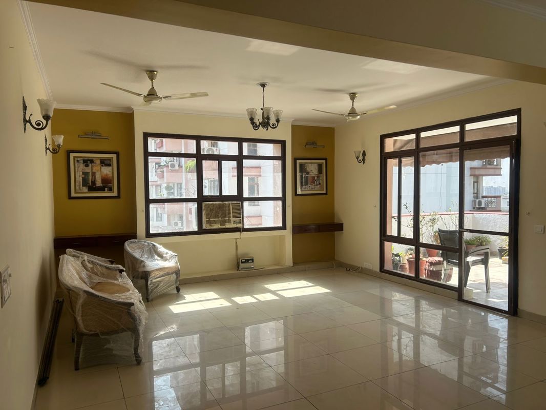 4 BHK for rent in Sector 54, Gurugram — furnished — 3450 sq.ft — Orchid Gardens