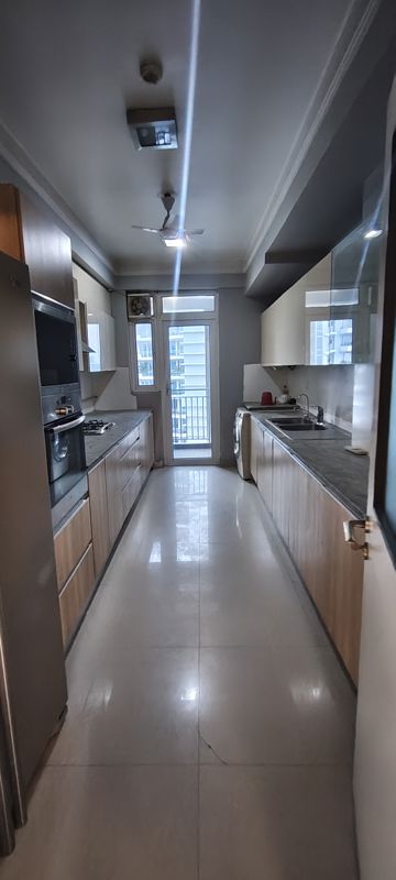 4 BHK for rent in Sector 54, Gurugram — semi-furnished — 3000 sq.ft — DLF The Belaire