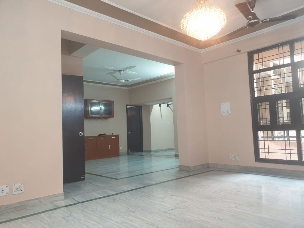 4 BHK for rent in Sector 55, Gurugram — semi-furnished — 2259 sq.ft — Vastu Flat
