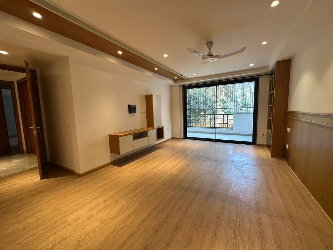 4 BHK for rent in Sector 55, Gurugram — semi-furnished — 3950 sq.ft — Ansal Royale Casa