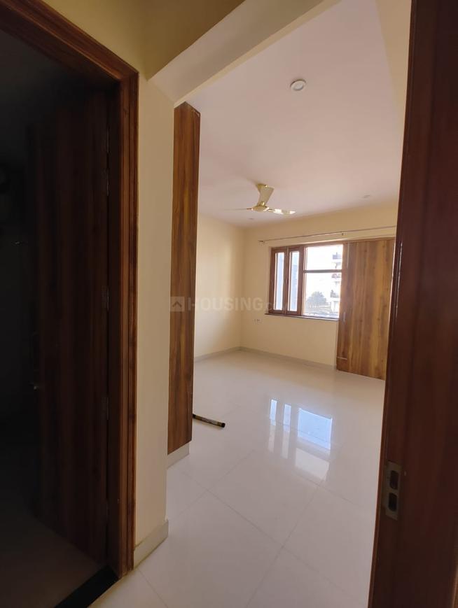4 BHK for rent in Sector 57, Gurugram — semi-furnished — 2200 sq.ft