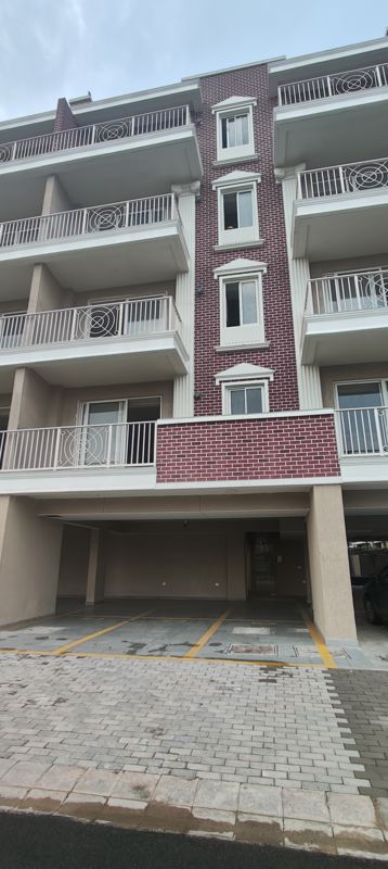 4 BHK for rent in Sector 63, Gurugram — semi-furnished — 2200 sq.ft — Adani Samsara Ivana
