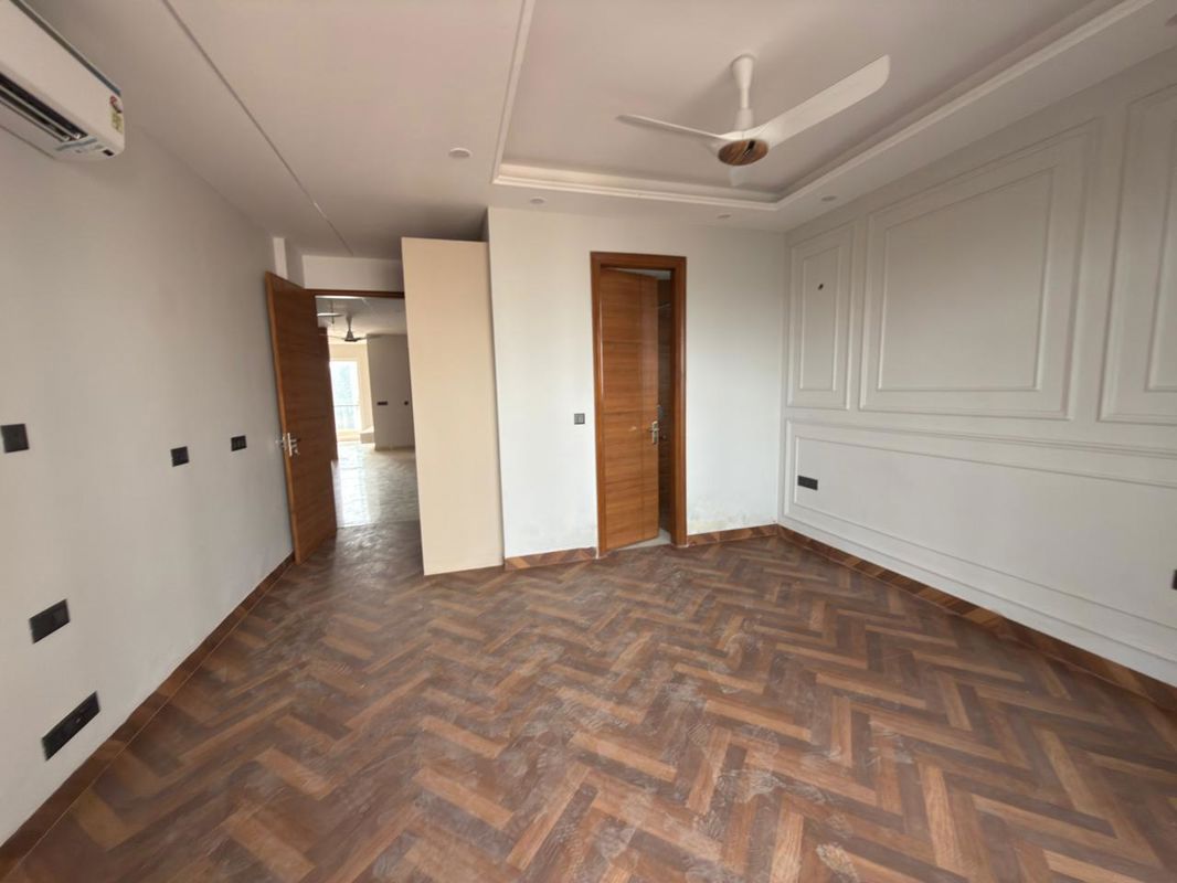 4 BHK for rent in Sector 63, Gurugram — semi-furnished — 2750 sq.ft — Adani Samsara Vilasa