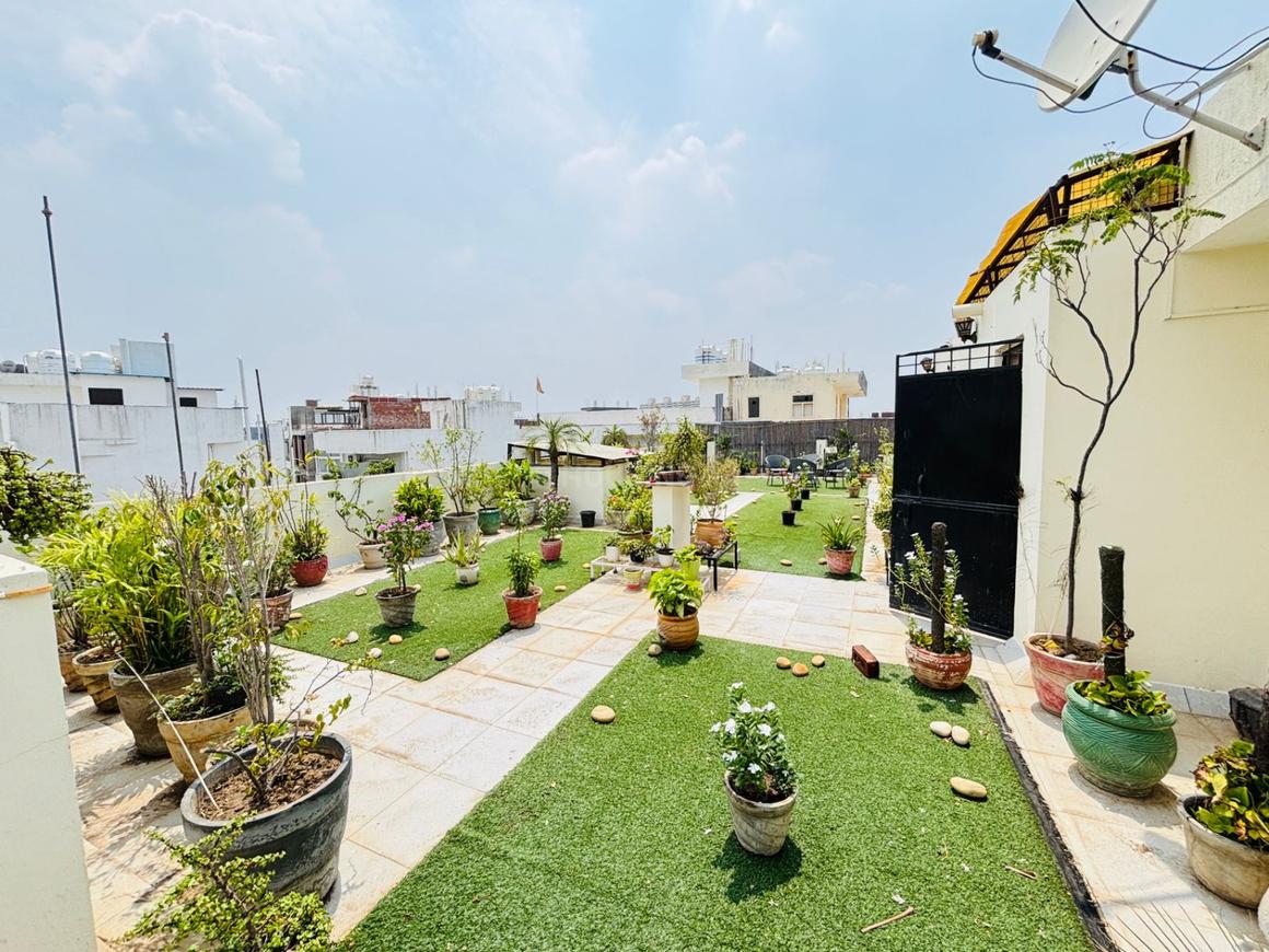 4 BHK for rent in Sector 67, Gurugram — semi-furnished — 2300 sq.ft — Ansal Esencia Sector 67