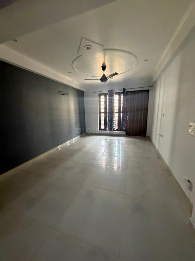 4 BHK for rent in Sector 67, Gurugram — semi-furnished — 2500 sq.ft — Ansal Esencia Sector 67