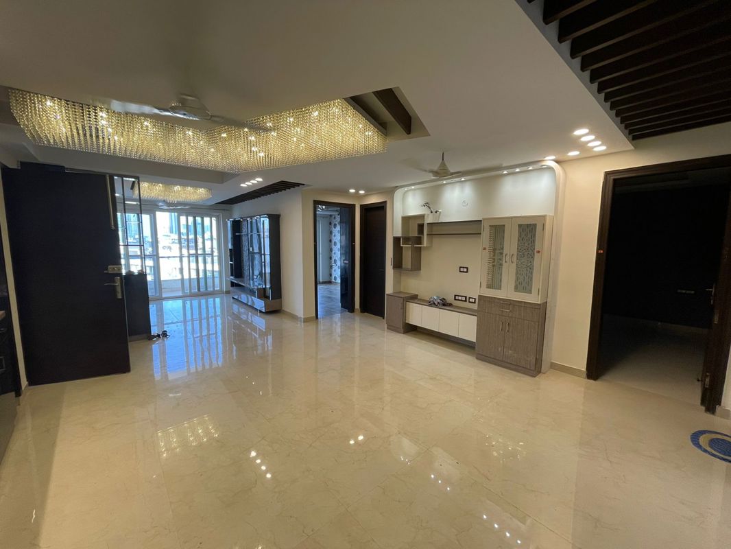 4 BHK for rent in Sector 67a, Gurugram — semi-furnished — 2700 sq.ft — 4S Aradhya Extension