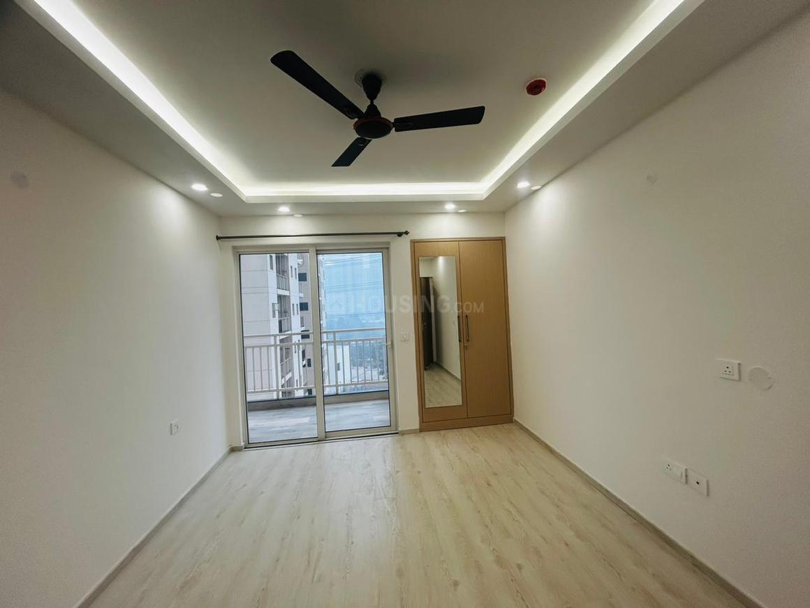 4 BHK for rent in Sector 69, Gurugram — semi-furnished — 2300 sq.ft — Tulip Purple