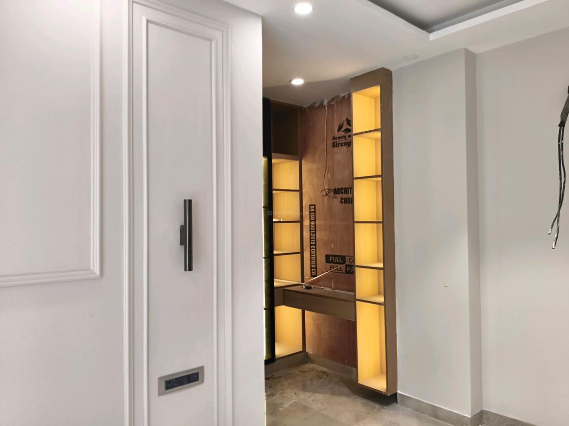 4 BHK for rent in Sector 73, Gurugram — semi-furnished — 5100 sq.ft — DLF Alameda