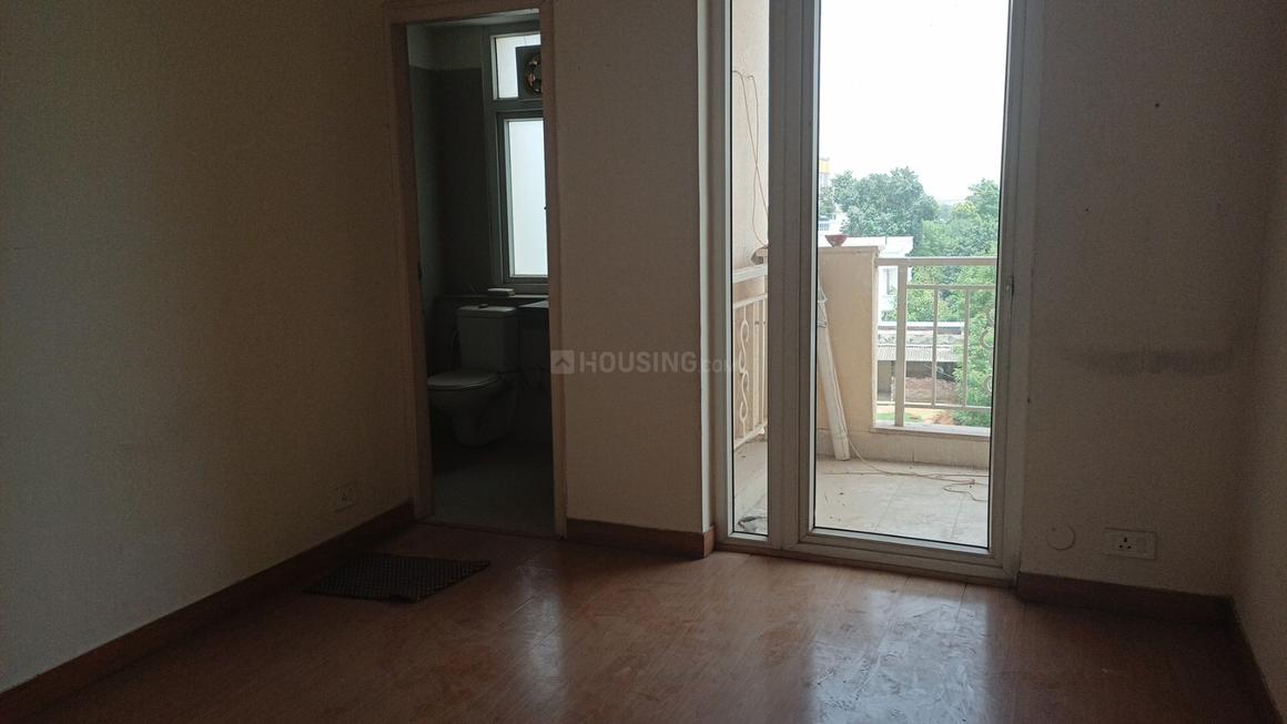 4 BHK for rent in Sector 77, Gurugram — semi-furnished — 1450 sq.ft — Emaar Palm Hills