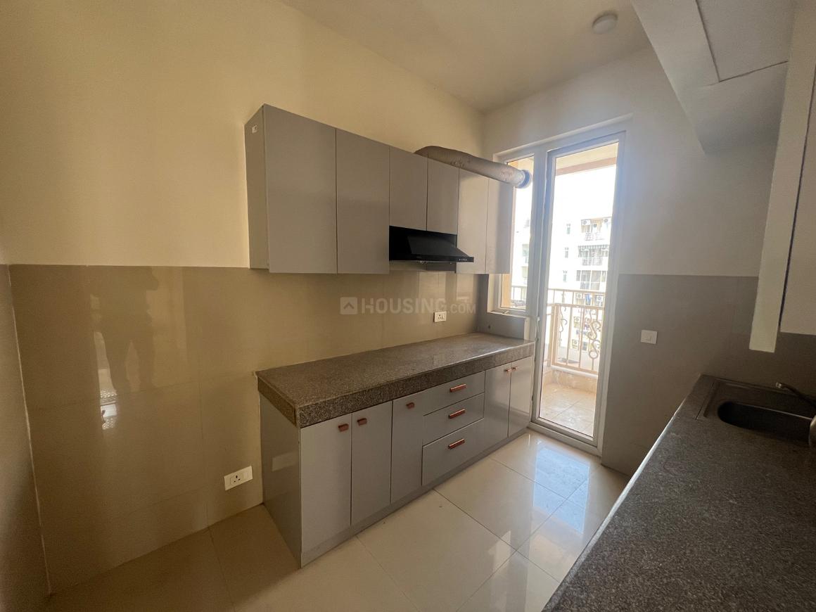 4 BHK for rent in Sector 77, Gurugram — semi-furnished — 1400 sq.ft — Emaar Palm Hills