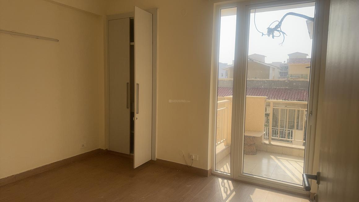 4 BHK for rent in Sector 77, Gurugram — semi-furnished — 1449 sq.ft — Emaar Palm Hills