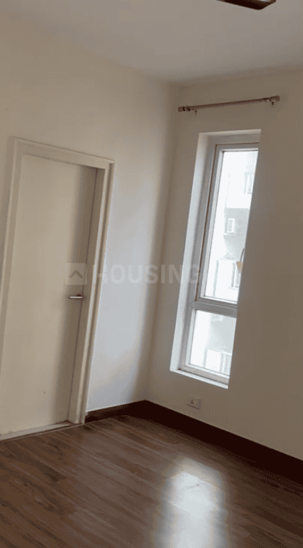 4 BHK for rent in Sector 77, Gurugram — semi-furnished — 1500 sq.ft — Emaar Palm Hills