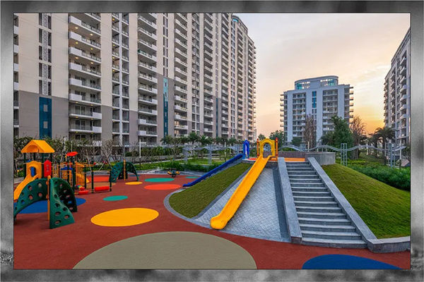 4 BHK for rent in Sector 81, Gurugram — semi-furnished — 3025 sq.ft — DLF The Ultima