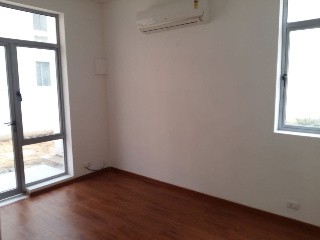 4 BHK for rent in Sector 82, Gurugram — semi-furnished — 3400 sq.ft — Vatika Gurgaon Next Plots