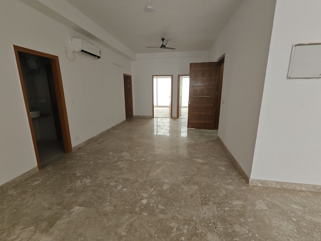 4 BHK for rent in Sector 84, Gurugram — semi-furnished — 2800 sq.ft — SS Linden