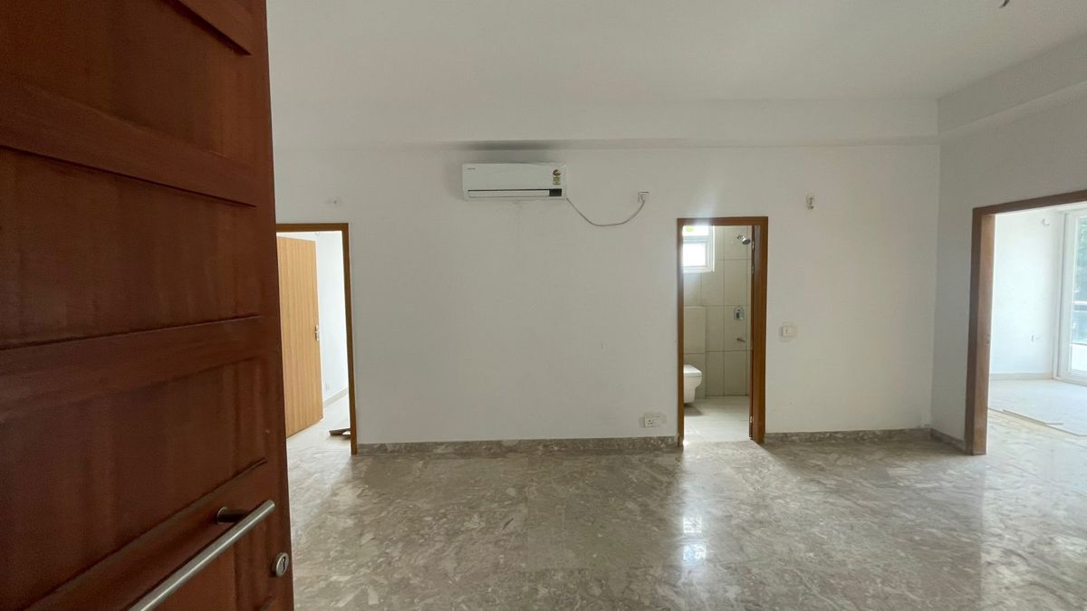 4 BHK for rent in Sector 84, Gurugram — semi-furnished — 2741 sq.ft — SS Linden