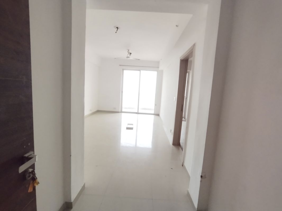 4 BHK for rent in Sector 86, Gurugram — semi-furnished — 2364 sq.ft — DLF New Town Heights II