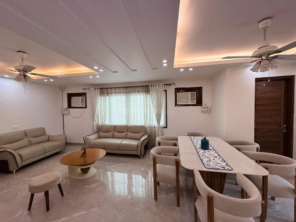 4 BHK for rent in Sector 9, Gurugram — semi-furnished — 4200 sq.ft