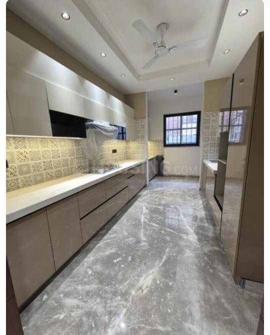 4 BHK for rent in Sector 9, Gurugram — semi-furnished — 3500 sq.ft
