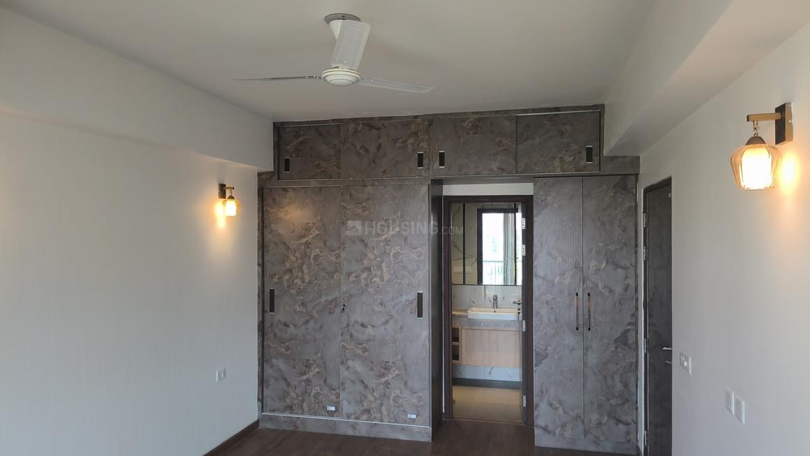 4 BHK for rent in Sector 91, Gurugram — semi-furnished — 2640 sq.ft — DLF Independent Floors At DLF Gardencity