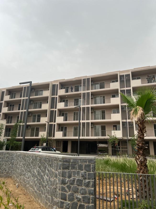 4 BHK for rent in Sector 93, Gurugram — semi-furnished — 1611 sq.ft — DLF Garden City Enclave Floors